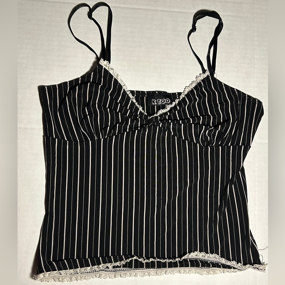 Cute black & white striped cami tank top